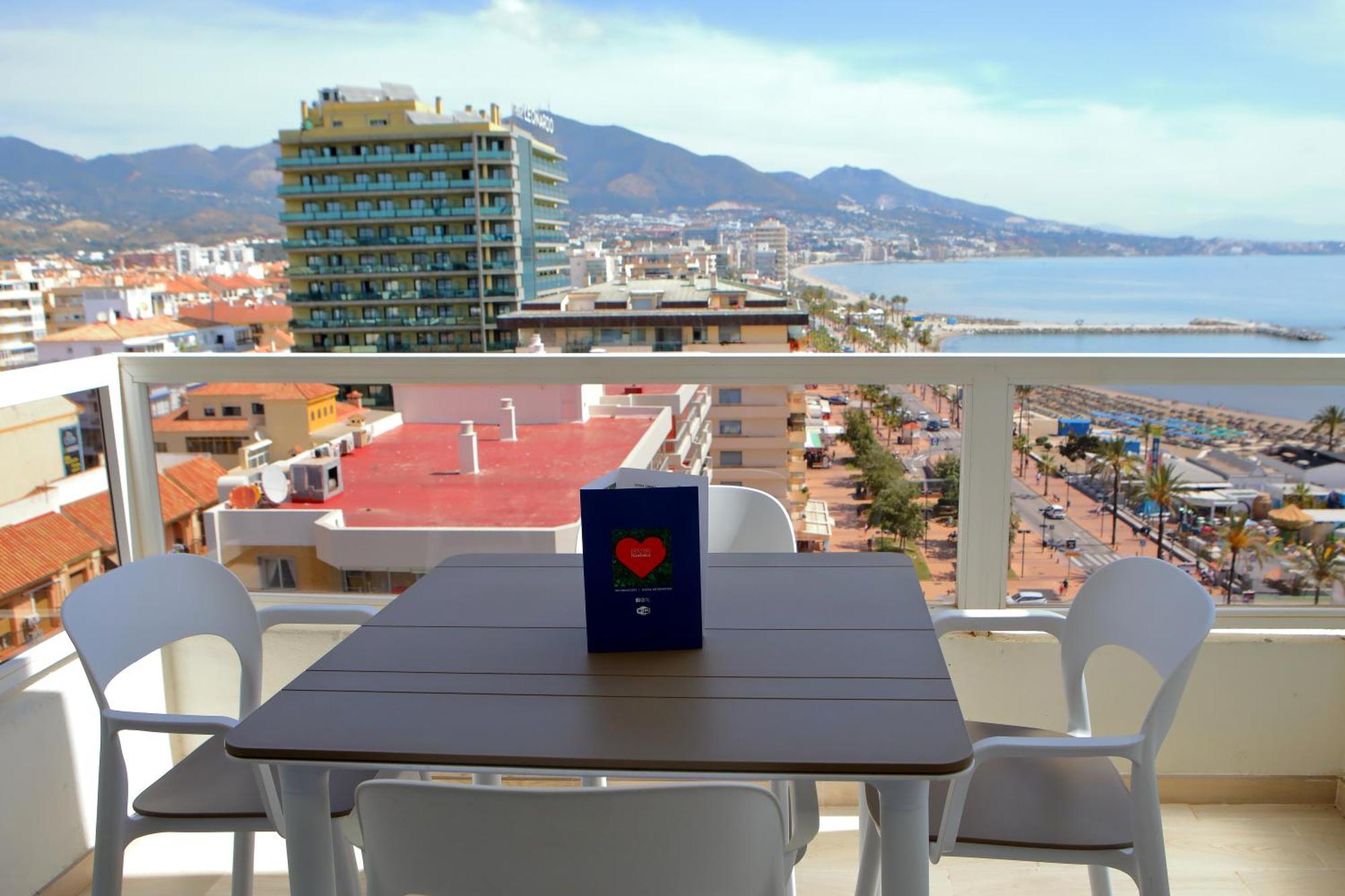 Hotel Apartamentos Pyr Fuengirola Exterior foto